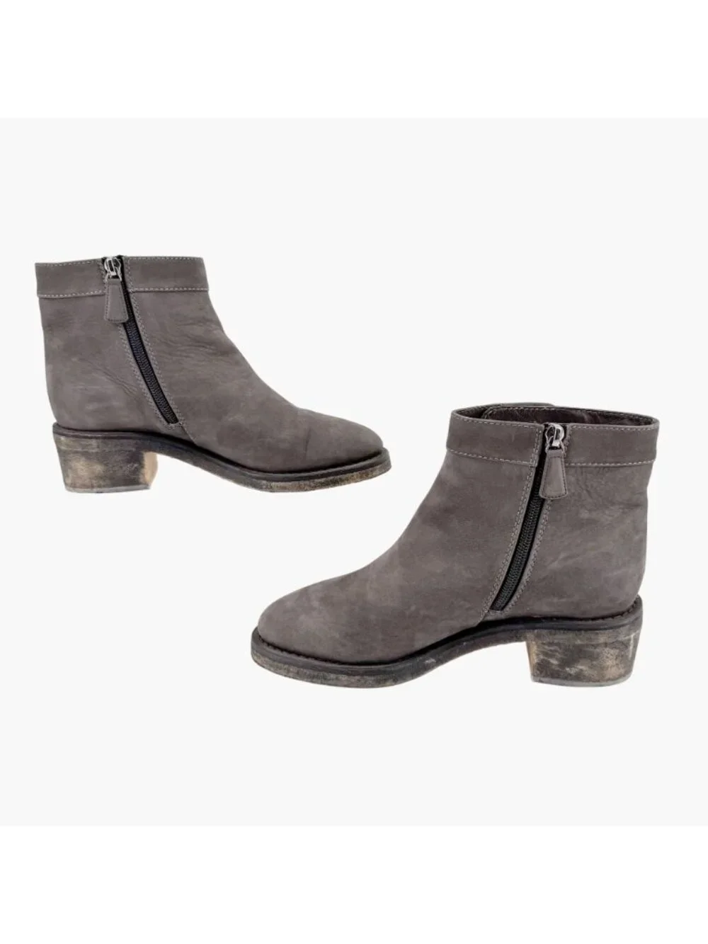 Chanel Turnlock CC Ankle Boots EU 39 US 8-8.5 Gray Suede Low Block Heel Bootie